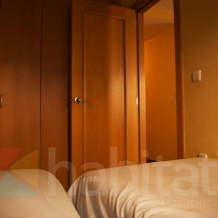 Apartamentos Habitat Zona Media Моначил Екстериор снимка